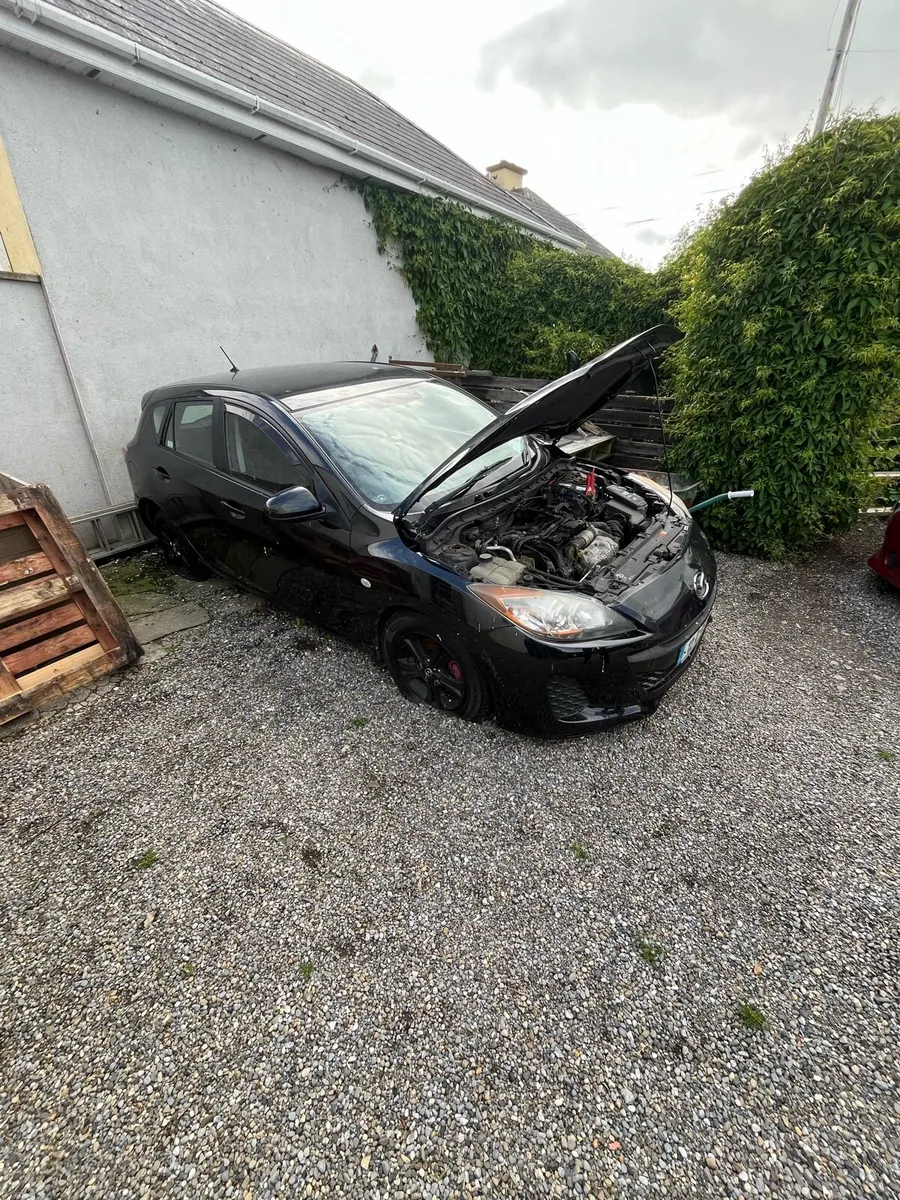 Mazda 3 - Image 4