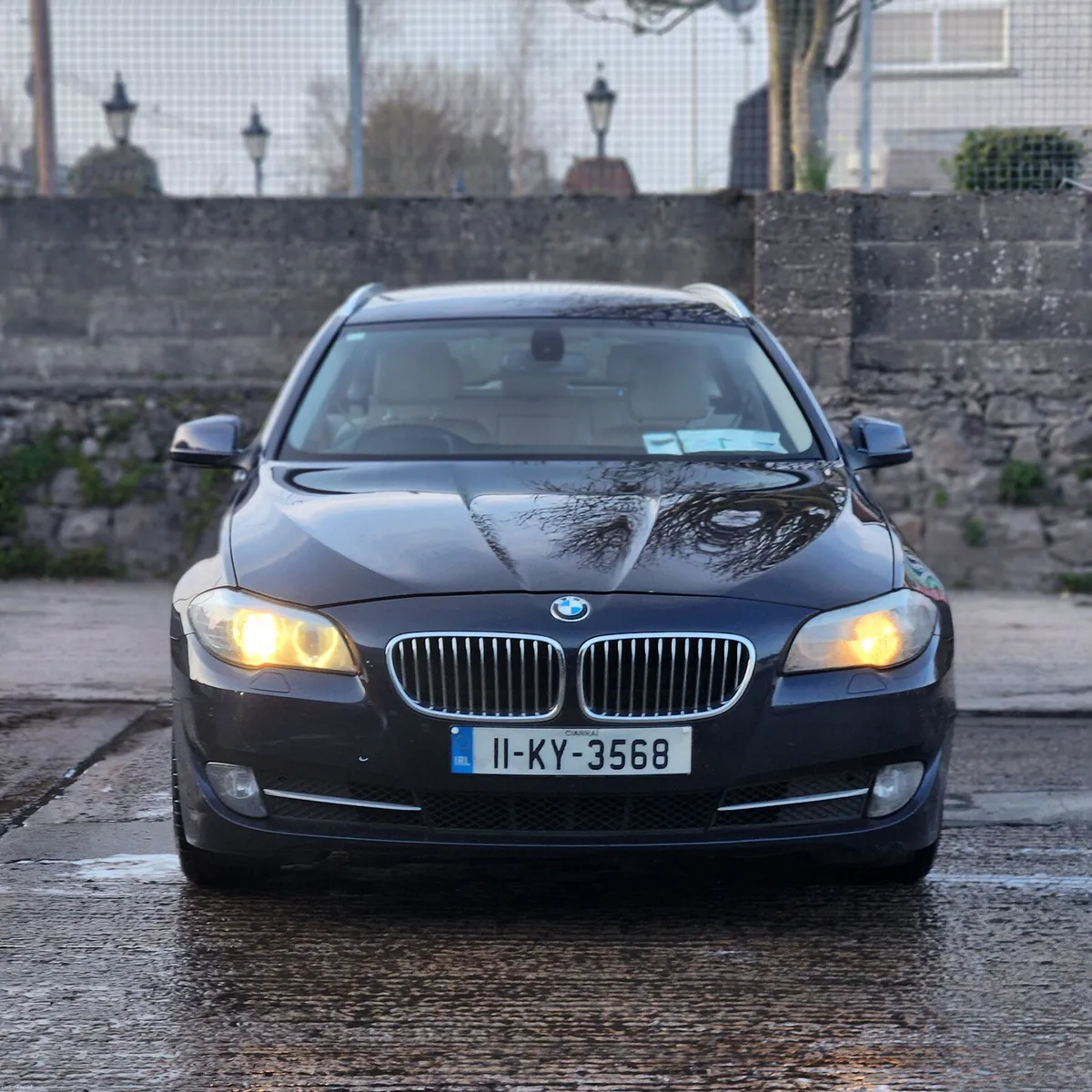 2011BMW 5-Series 520D new nct - Image 2
