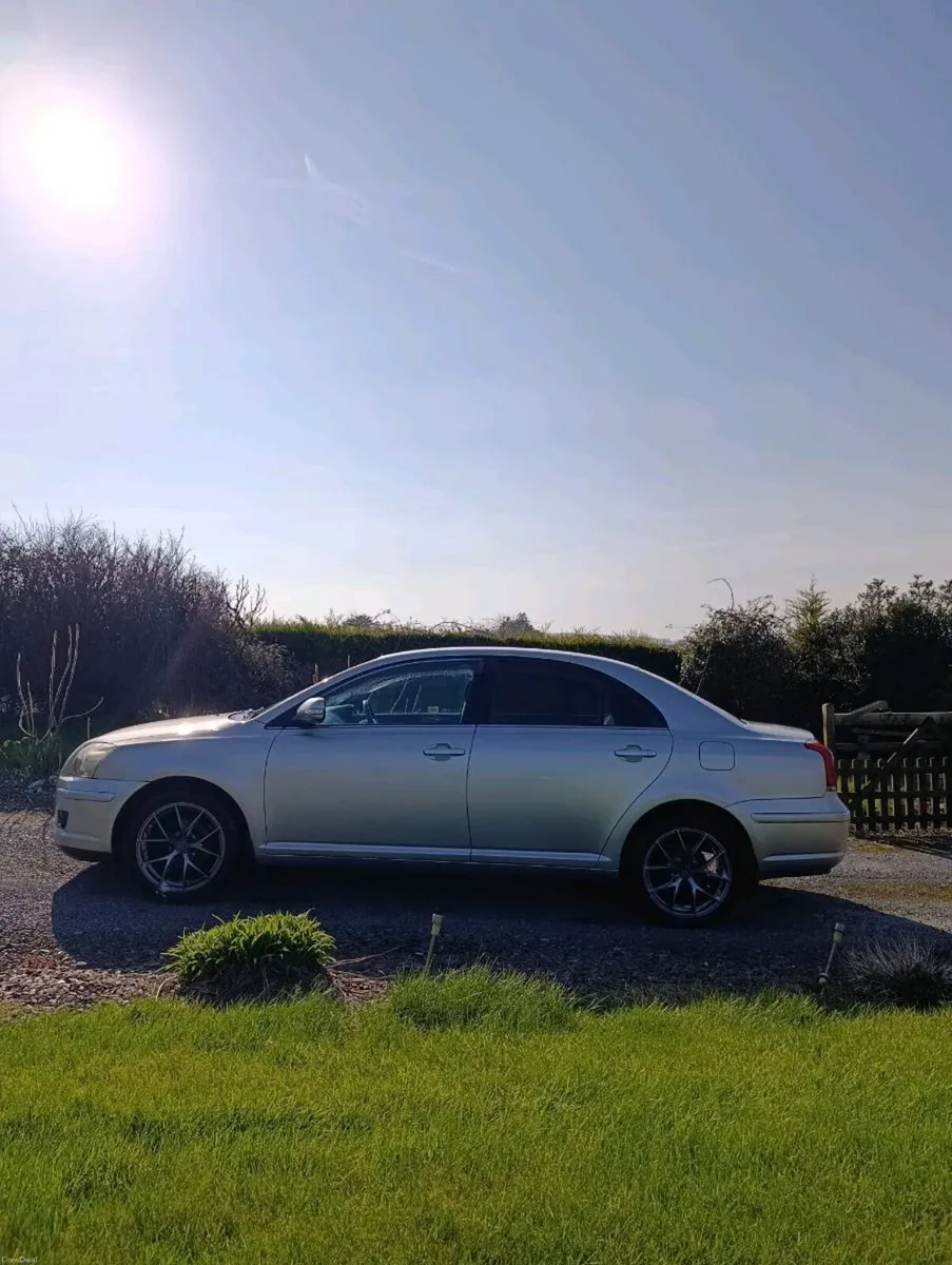 Toyota Avensis Luna - Image 3
