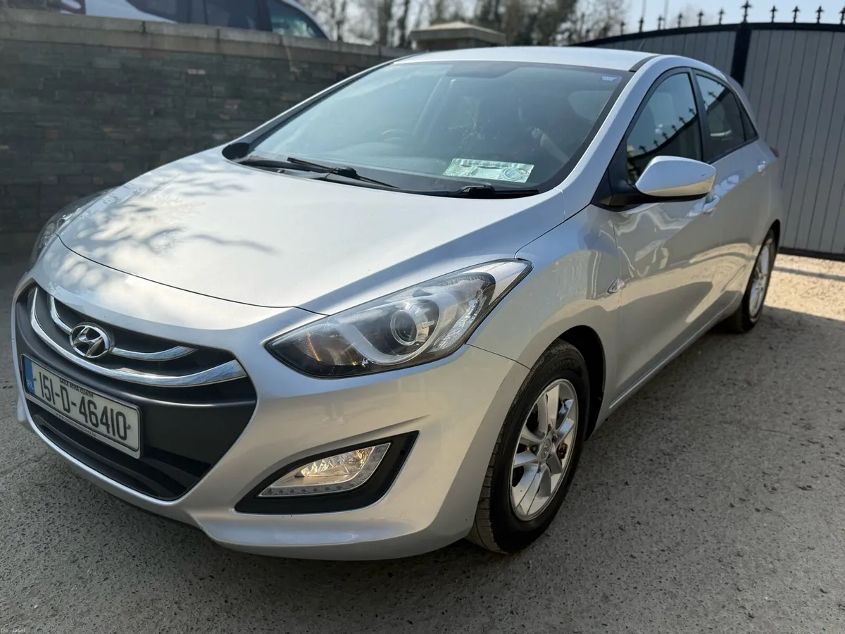 2015 Hyudai i30 1.4 petrol2 keys - Image 2