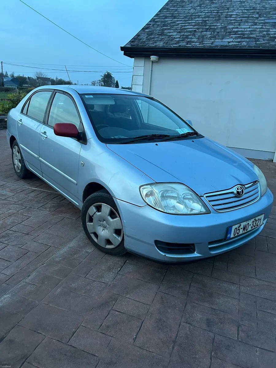 Toyota Corolla - Image 2