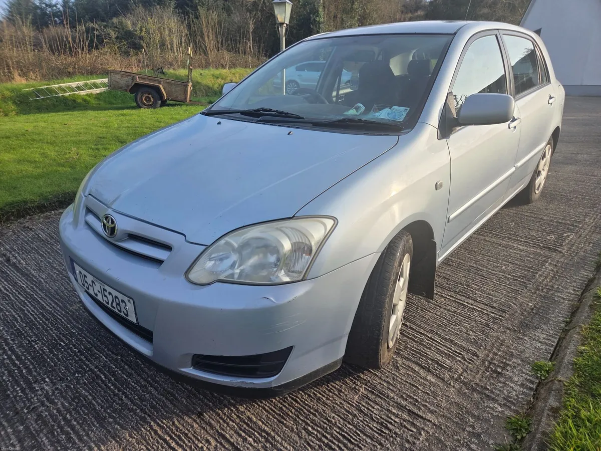 Toyota Corolla 2005 - Image 1