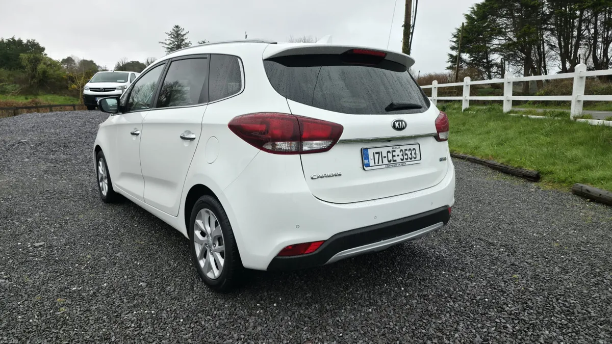 Kia Carens 2017 7 seater - Image 2