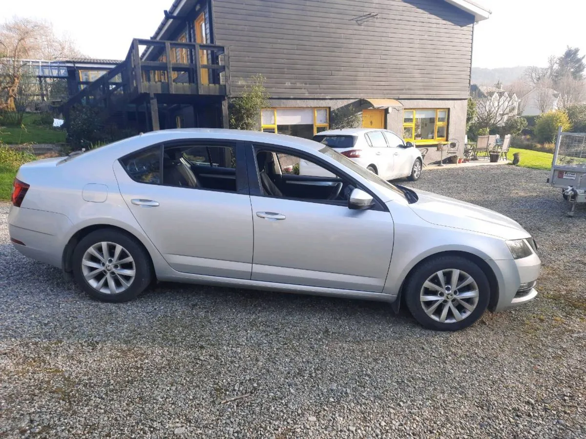 Skoda Octavia - Image 1