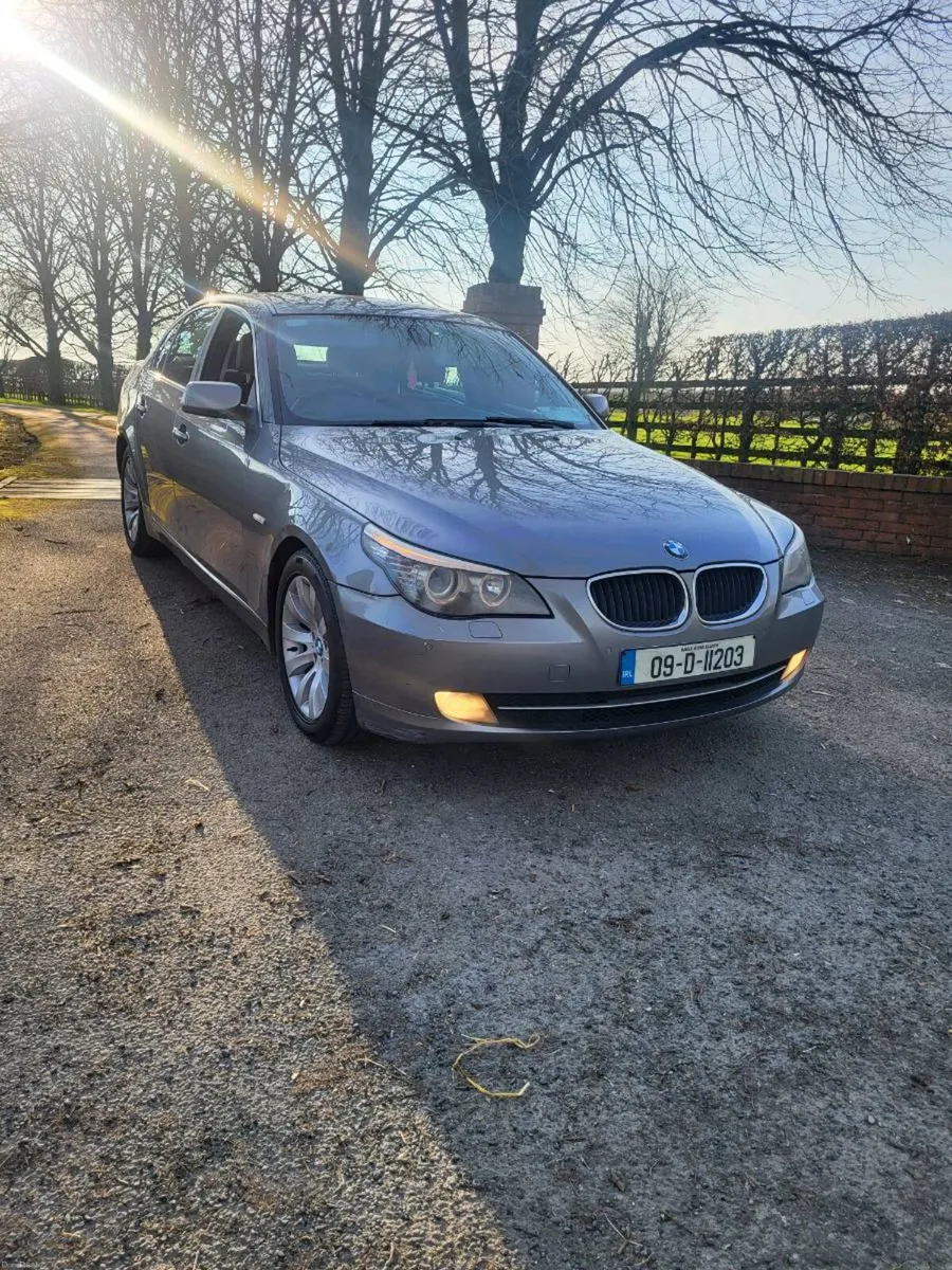 IMMACULATE BMW 520D AUTOMATIC NCT'D&TAX - Image 2