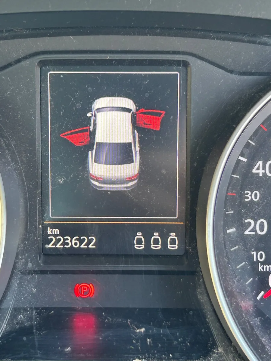 Volkswagen Passat 2015 - Image 3