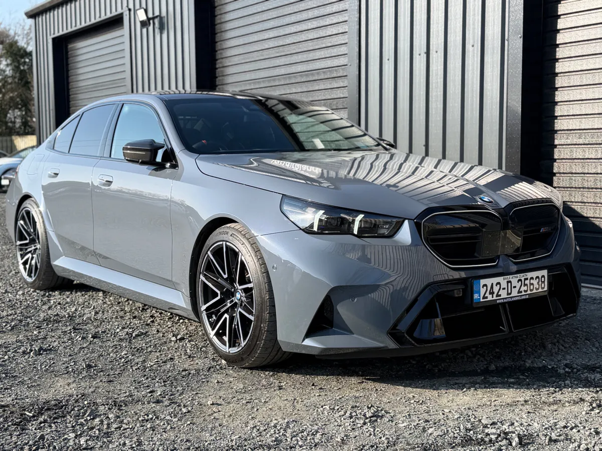 BMW M5 - Image 5