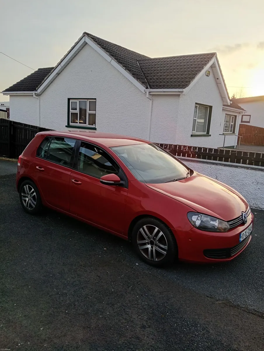 Volkswagen Golf 2010 - Image 1