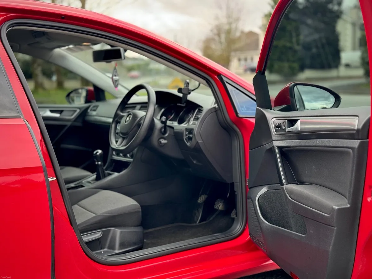 Volkswagen Golf 2014 - Image 4