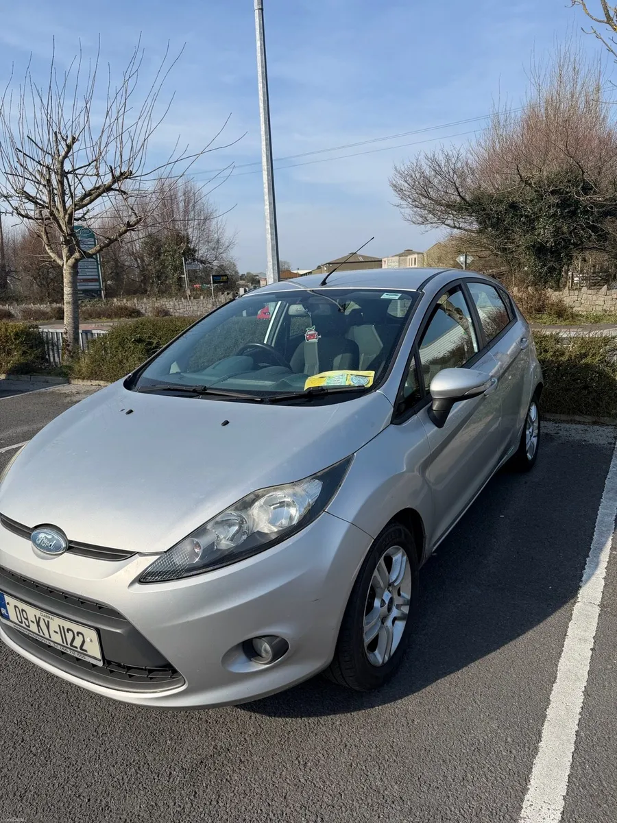 € 2200 - Ford fiesta 1.2 petrol NEW NCT - Image 2