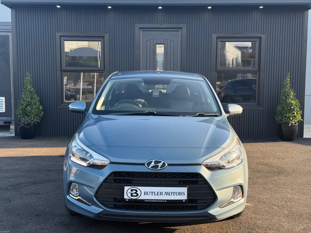2016 Hyundai i20 1.2P 3dr * Low Milage * - Image 4