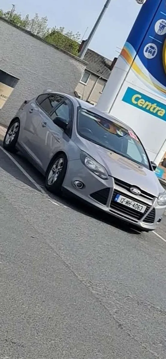 Ford Focus 2012 - Image 1