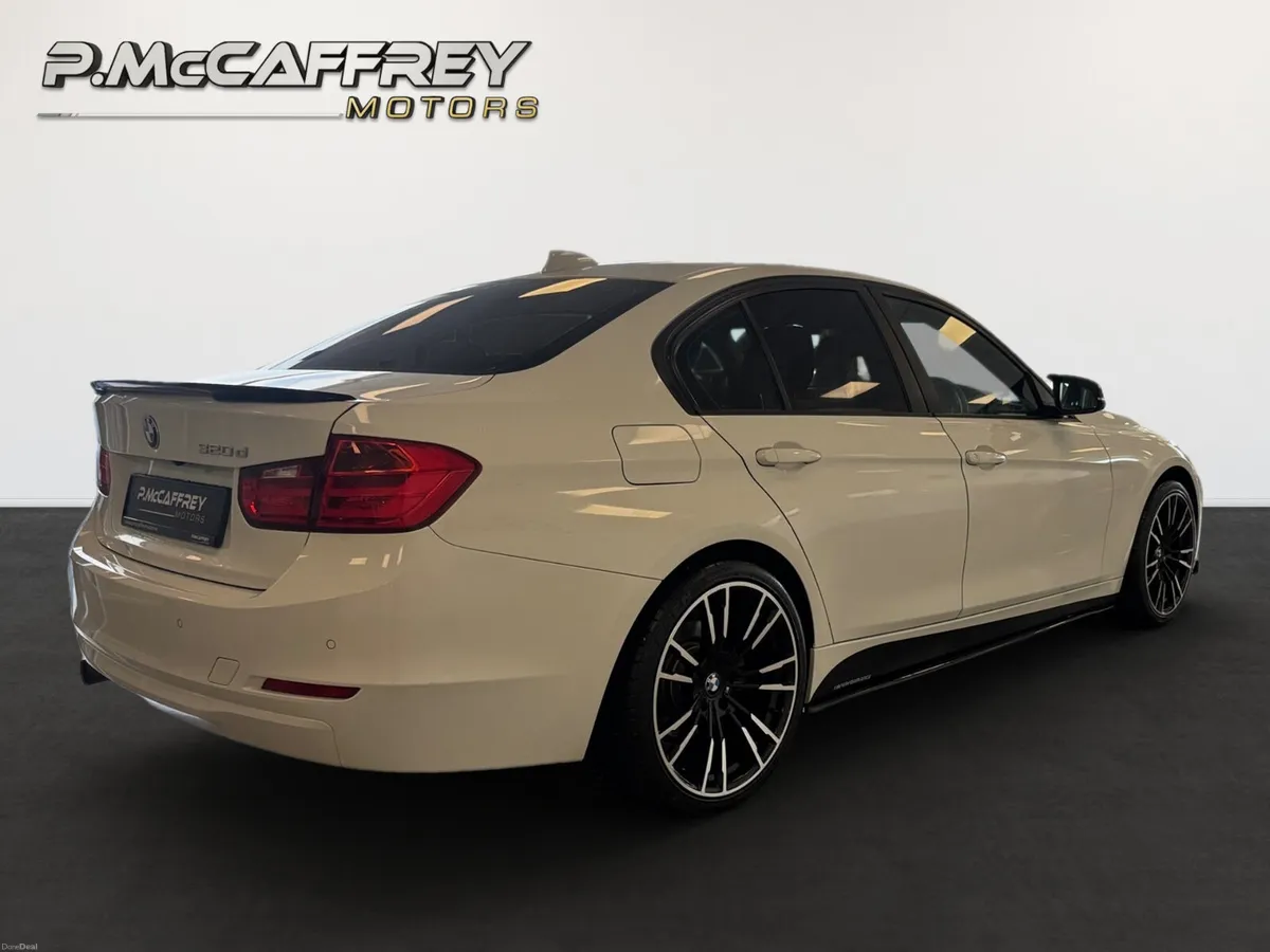 2015 BMW 320D ED PLUS F30 M-PERFORMANCE KIT - Image 5