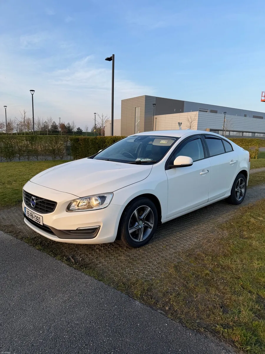Volvo S60 Buisnes Edition D4 - Image 3
