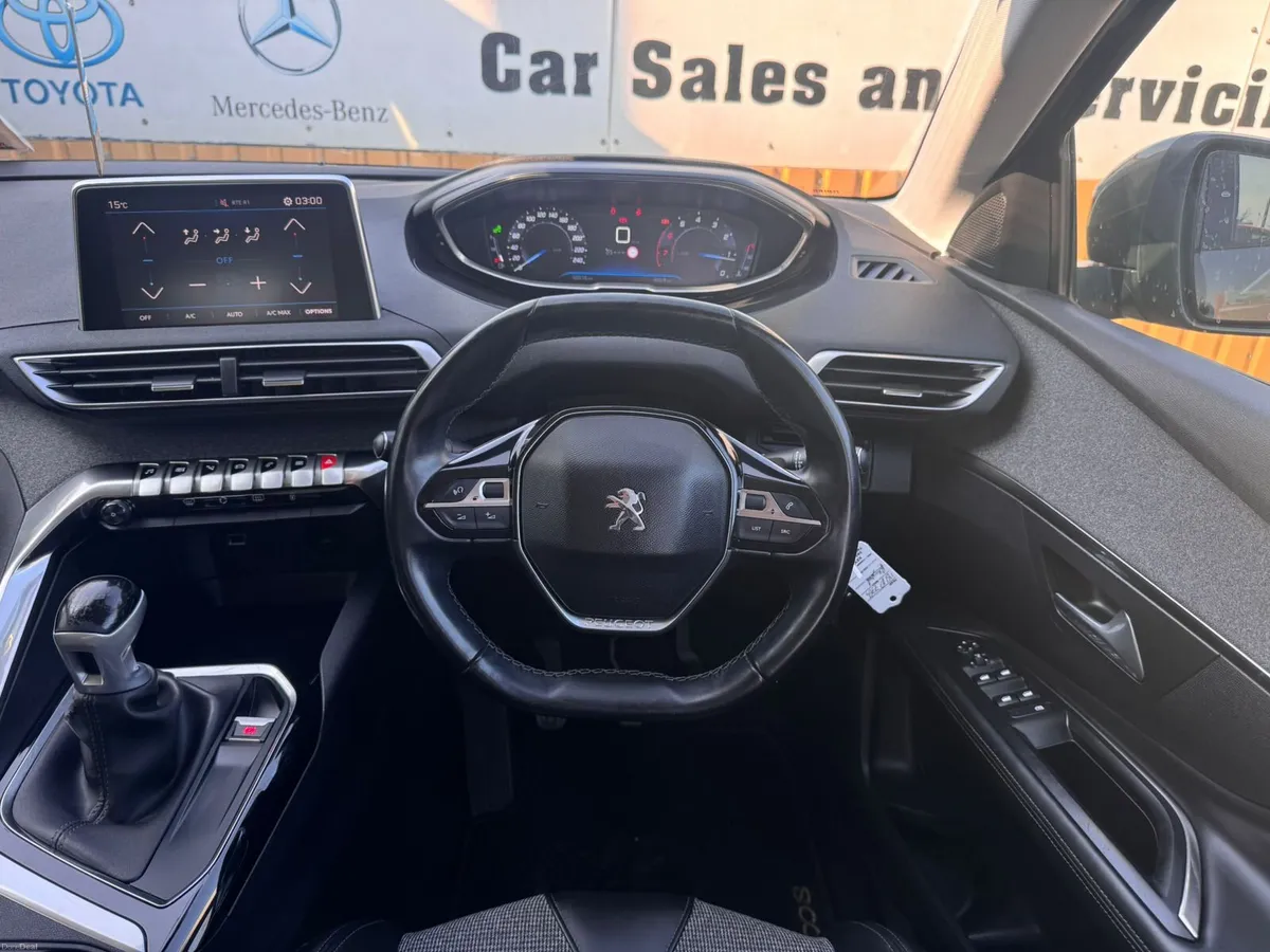 181 Peugeot 3008 1.2 PureTech 130bhp Allure - Image 4