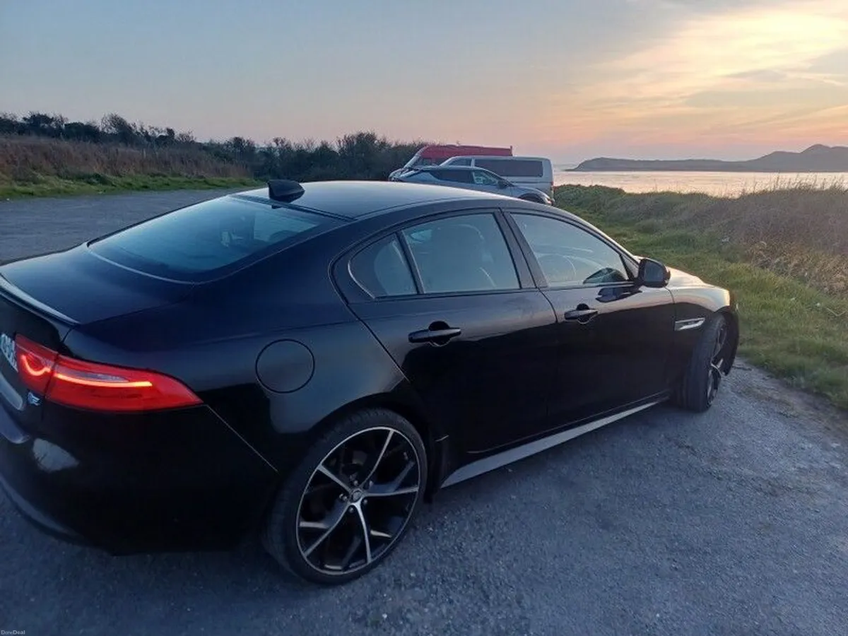 2016 Jaguar Xe r sport - Image 4