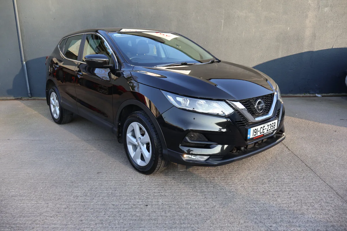 Nissan Qashqai ACENTA Huge Spec Low Km's New NCT! - Image 3