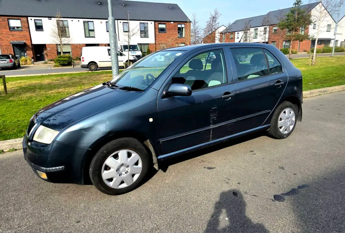 Skoda fabia 1.2 WITH NCT & TAX - Image 4