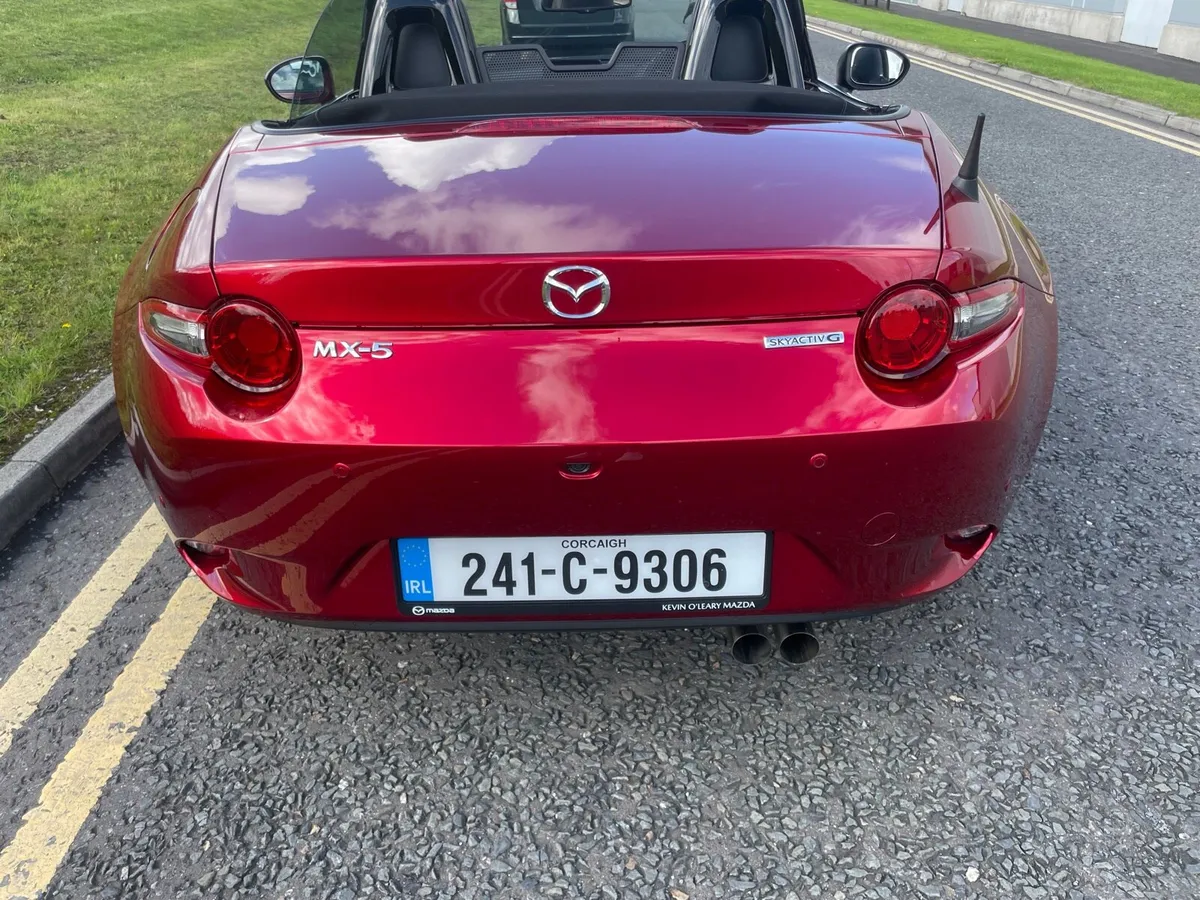 2024 Mazda MX-5 2.0L 14,200km - Image 4