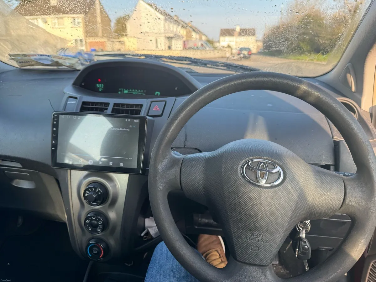 Toyota Yaris 2011. 1.0 Petrol - Image 4