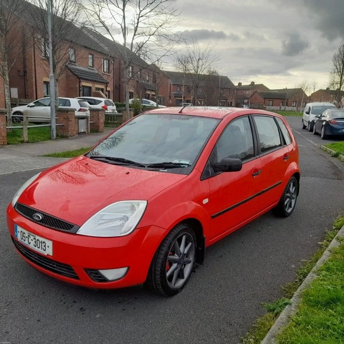 2005 Ford Fiesta - Image 2