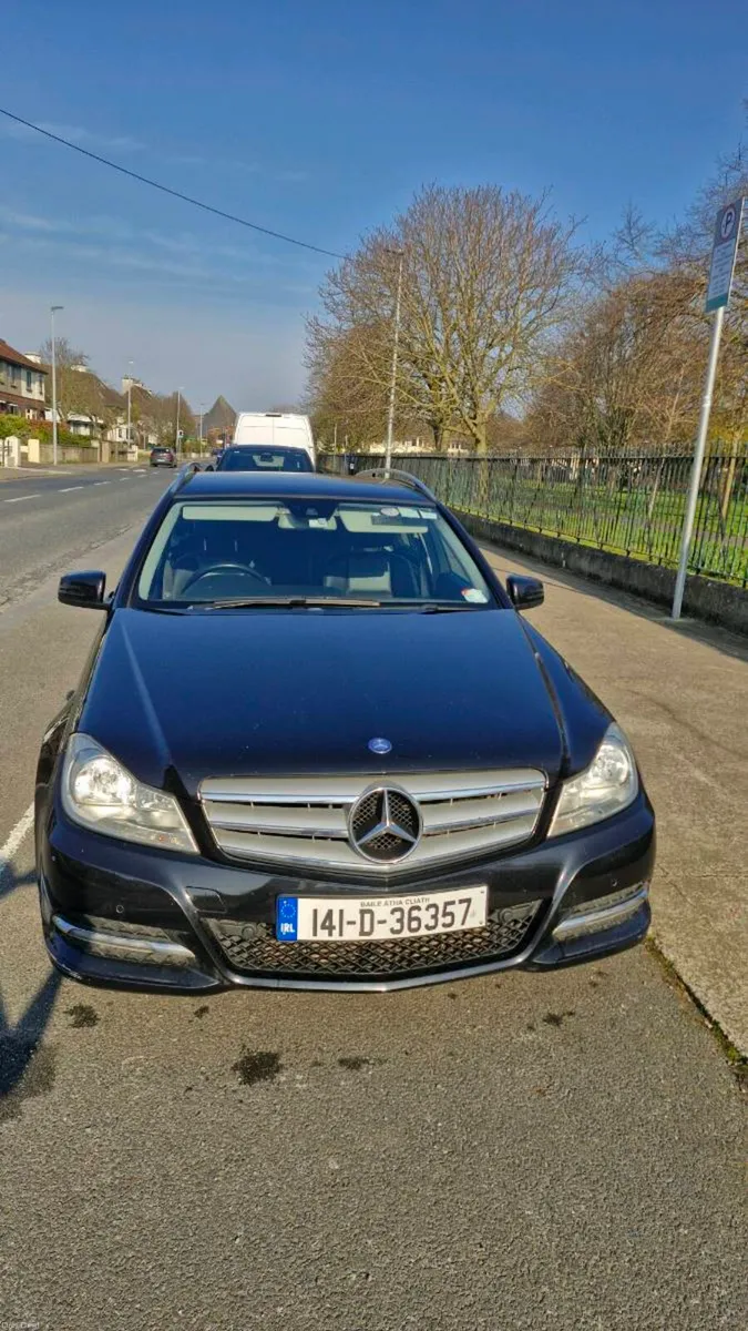 C220 Estate - Image 2
