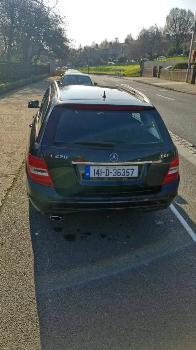 C220 Estate - Image 4