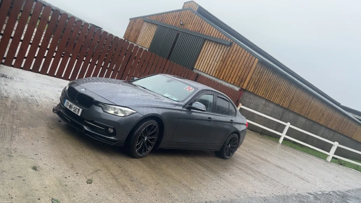 BMW 3-Series 2017 - Image 1