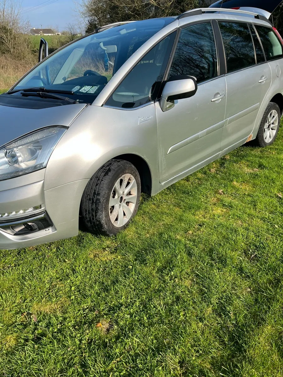 Citroen C4 Picasso 7 Seater - Image 2