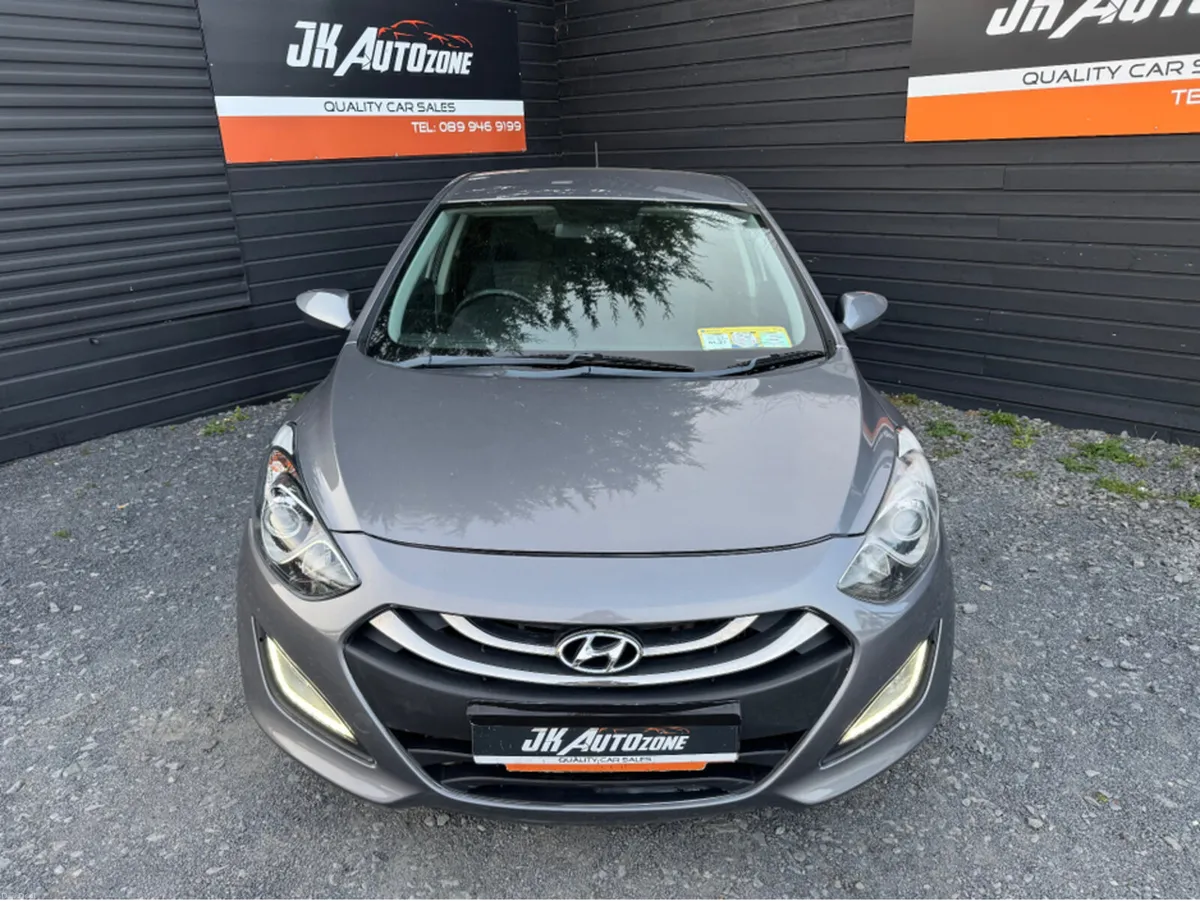 Hyundai i30 ACTIVE BLUE DRIVE 110PS 5DR - Image 2