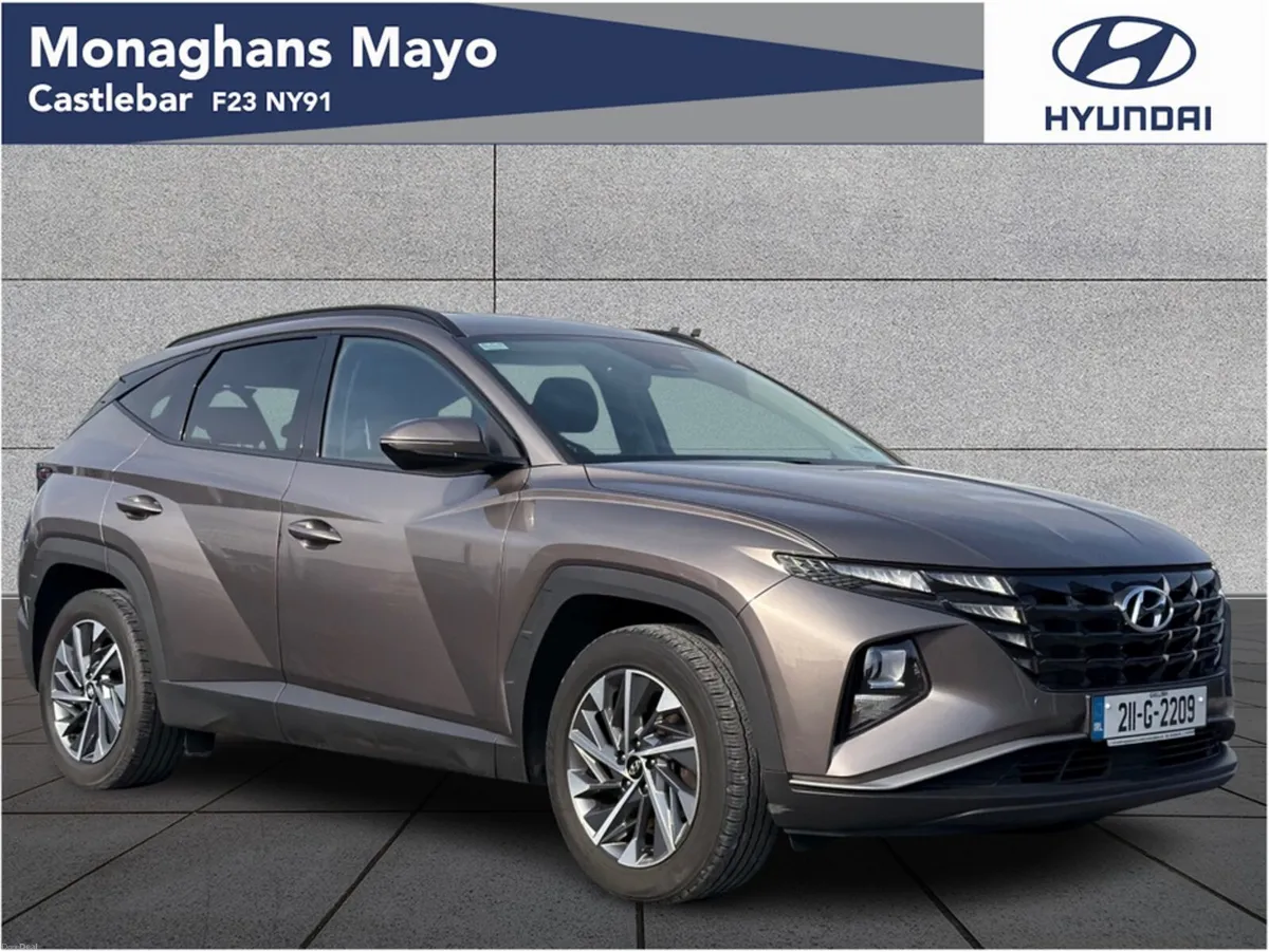 Hyundai Tucson EXECUTIVE 1.6 DIESEL 5DR - Image 1