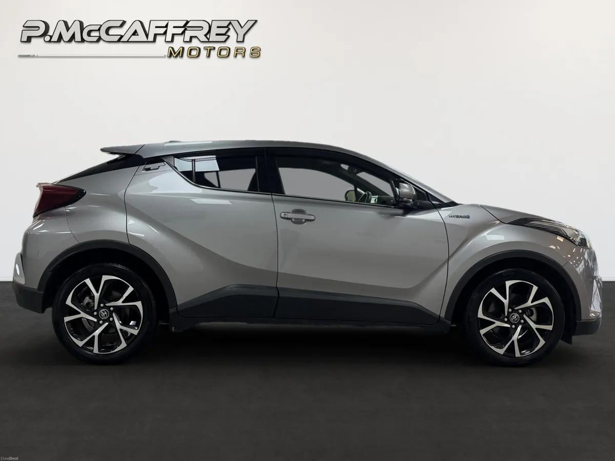 2018 Toyota C-HR Luna Sport Leather Reversing Came - Image 4