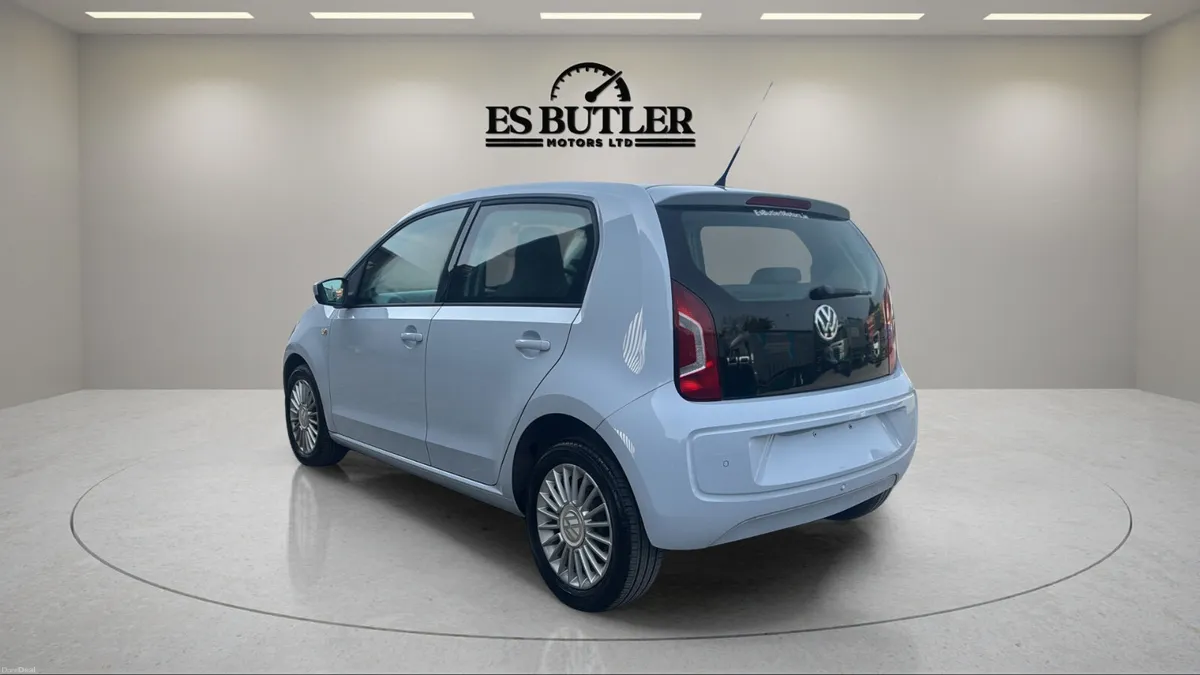 2013 VW Up! 1.0L AUTO / SUNROOF ONLY 16,000KMS - Image 3