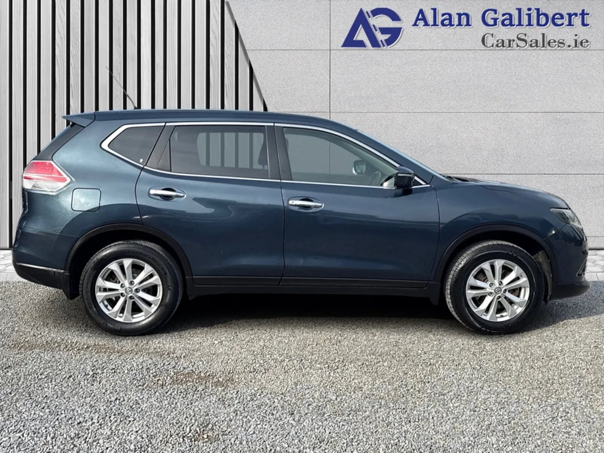 Nissan X-Trail 1.6 DSL SV 7 Seater - Image 3