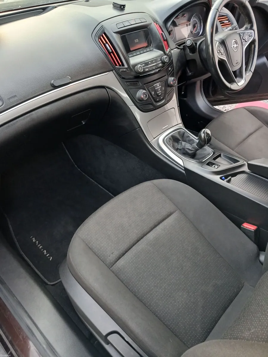 Opel Insignia  NCT 11/26 €180 tax - Image 3