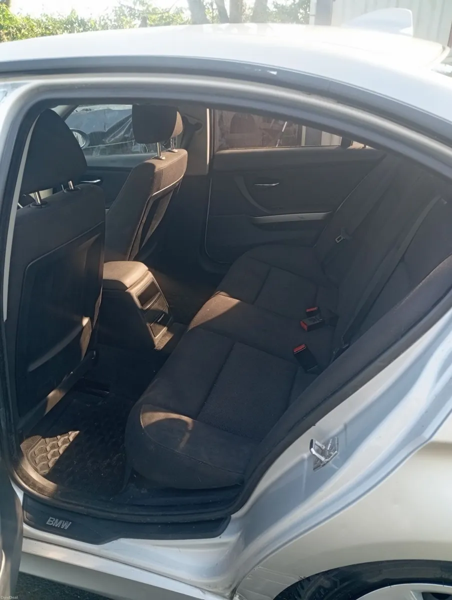 BMW 3-Series 2007 - Image 4