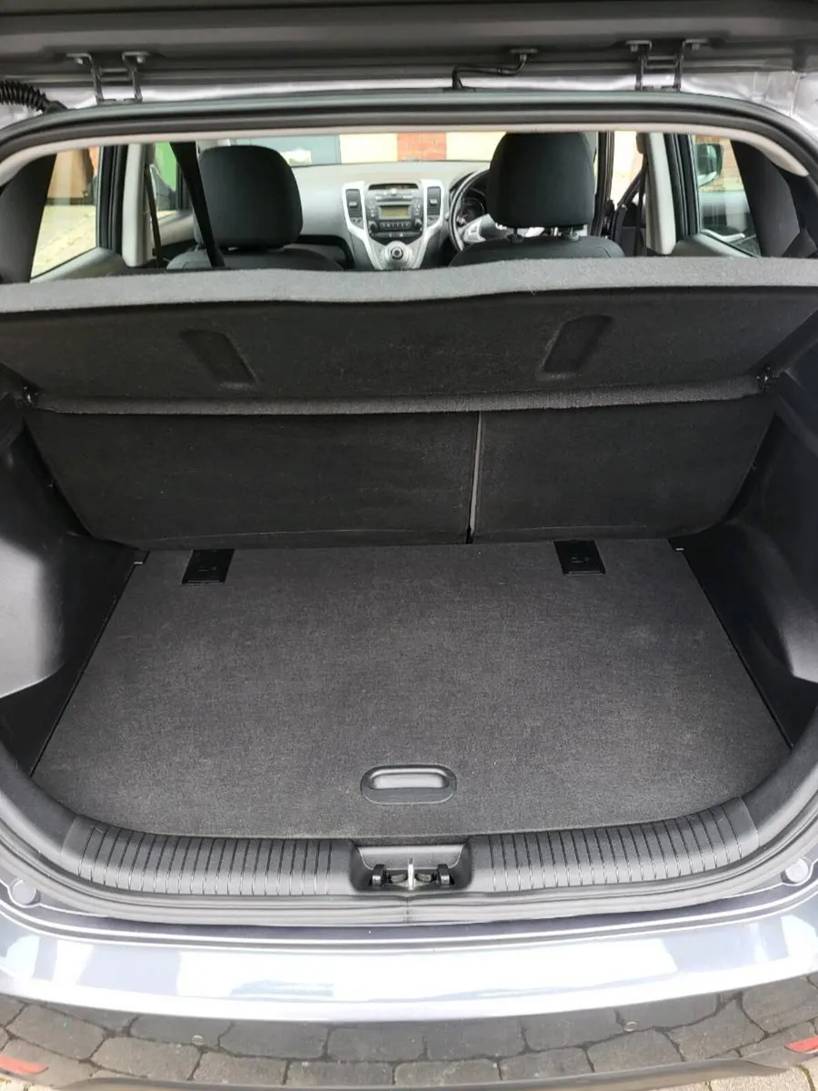 2019 huydai ix20 - Image 2