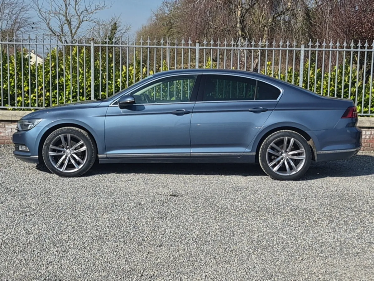 Volkswagen Passat Saloon 2.0 Diesel 150 bhp with S - Image 4