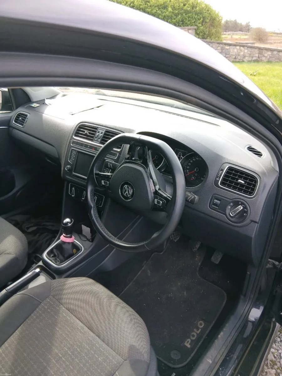 2015 vw polo - Image 2