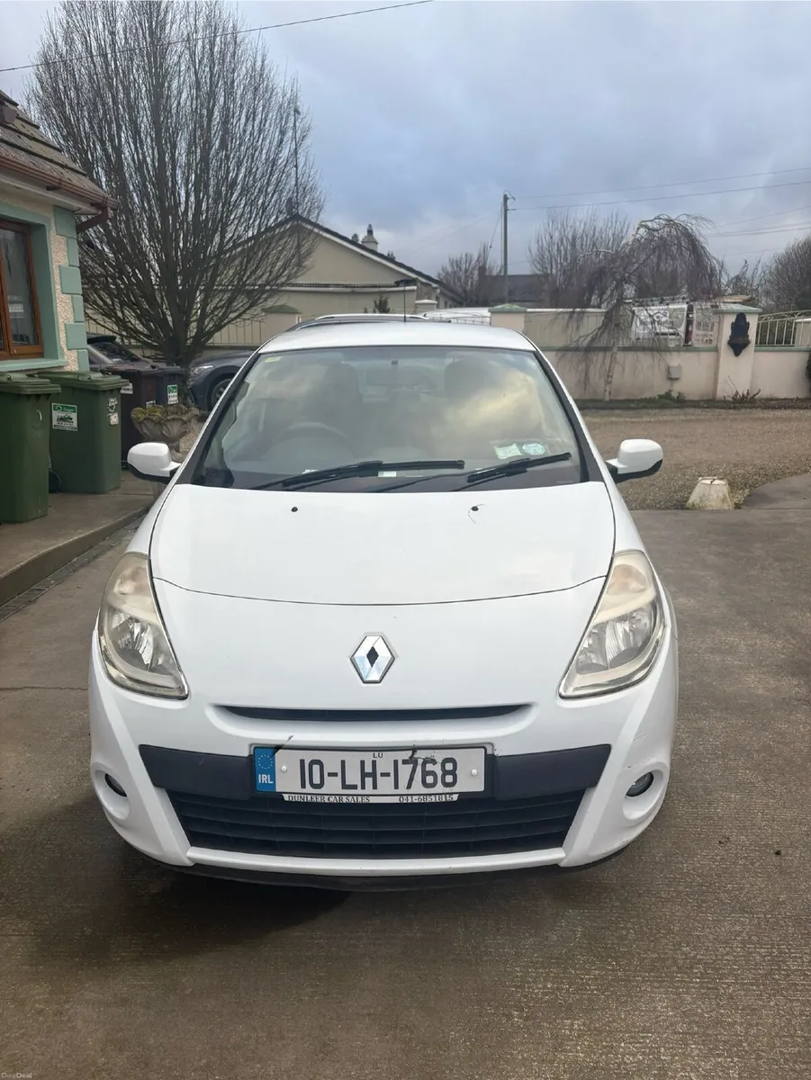 Renault Clio 2010 - Image 2
