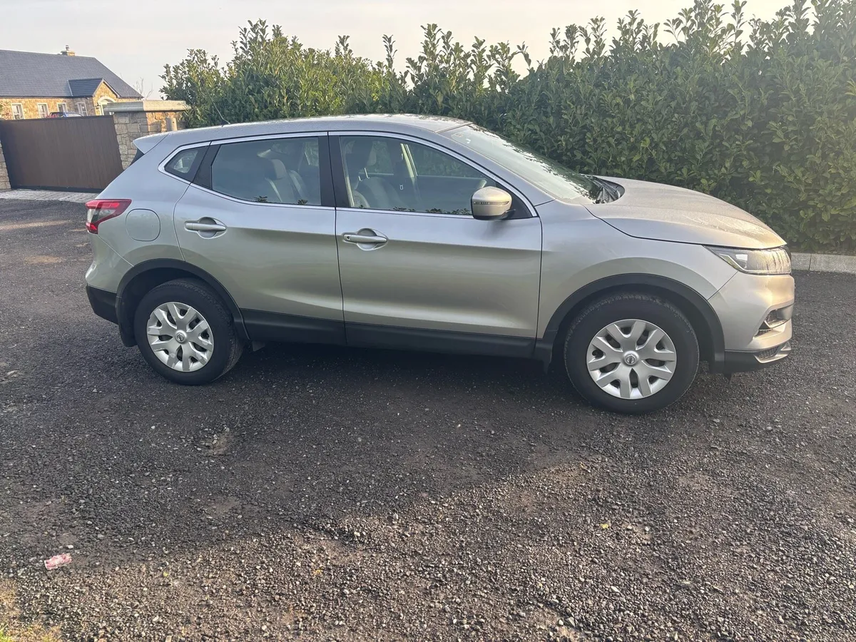 2019 NISSAN QASHQAI 1.5 NCT AND TAXED - Image 2