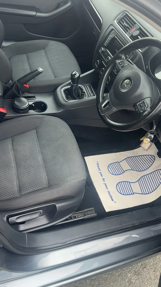 2013 Volkswagen Jetta Limited Edition - Image 4