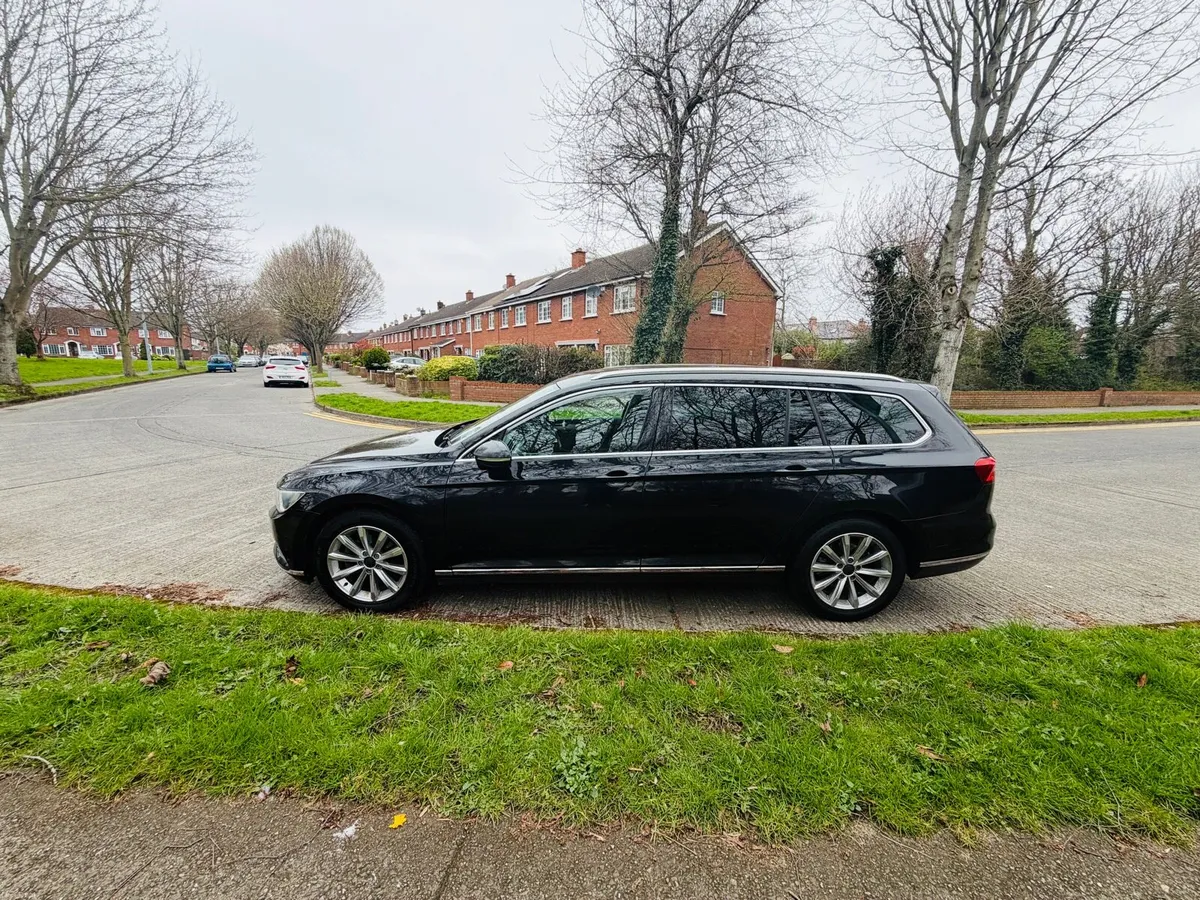 VW Passat 2.0Tdi Estate High Spec - Image 3