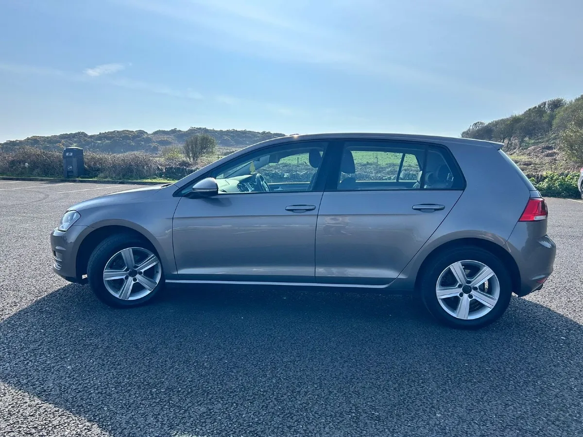 Volkswagen Golf 1.6 Match Bluemotion TDI - Image 2