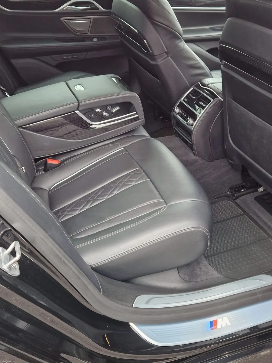 BMW 7-Series 2018 - Image 3