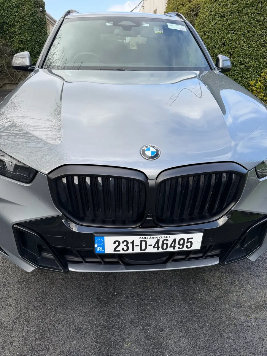Bmw x5 2023 m sport Diesel - Image 2