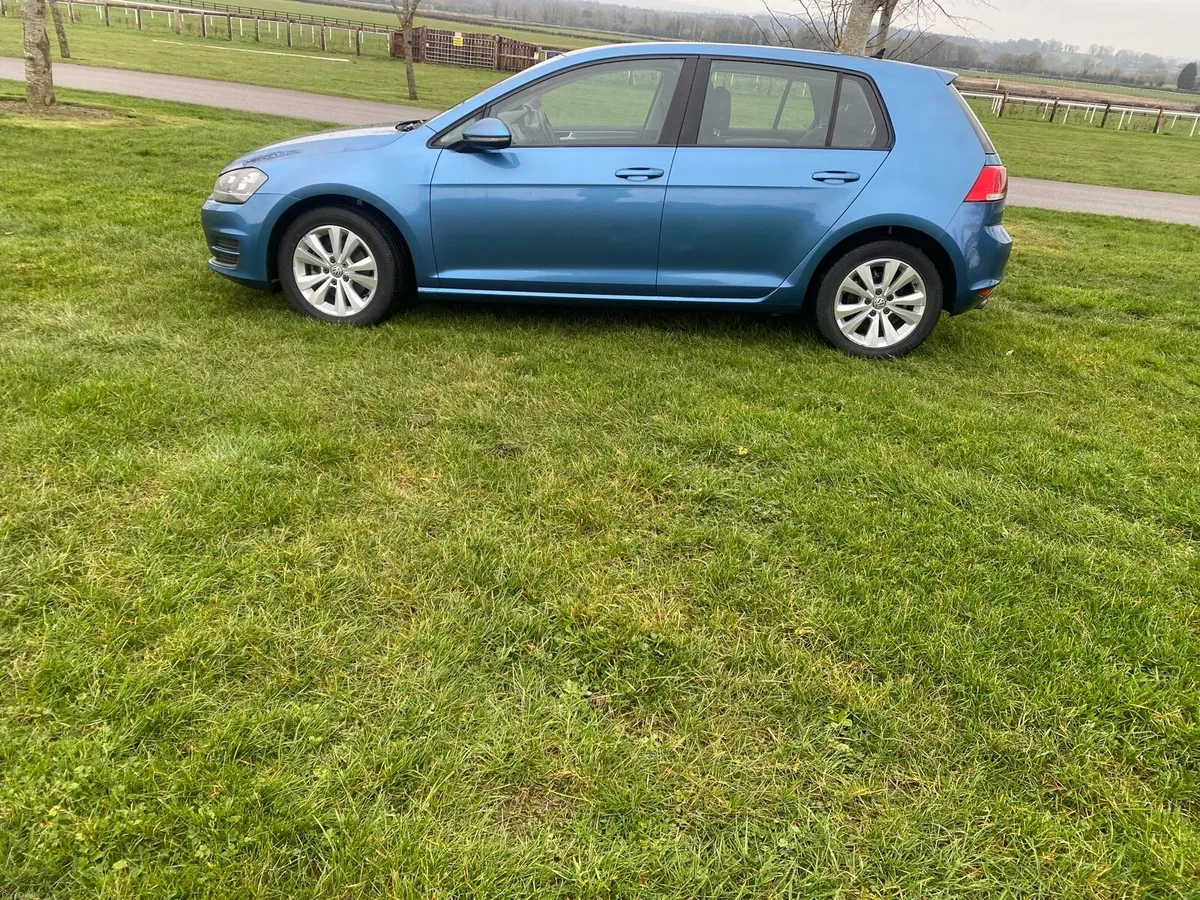 VOLKSWAGEN GOLF 1.2 PETROL AUTOMATIC - Image 3