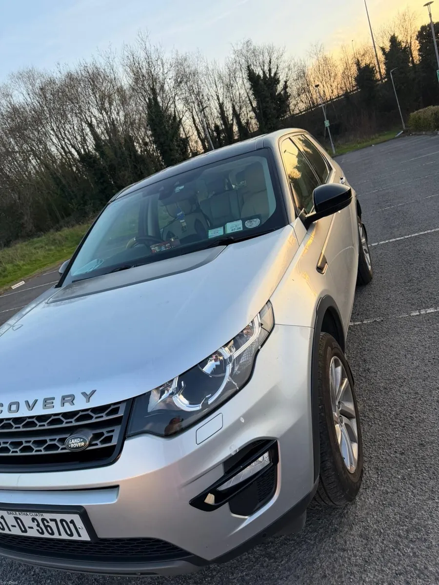 Land Rover Discovery Sport 2016 - Image 3