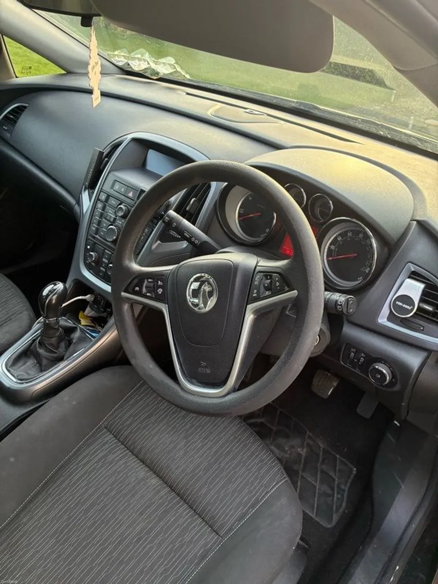 2013 Vauxhall Astra - Image 4
