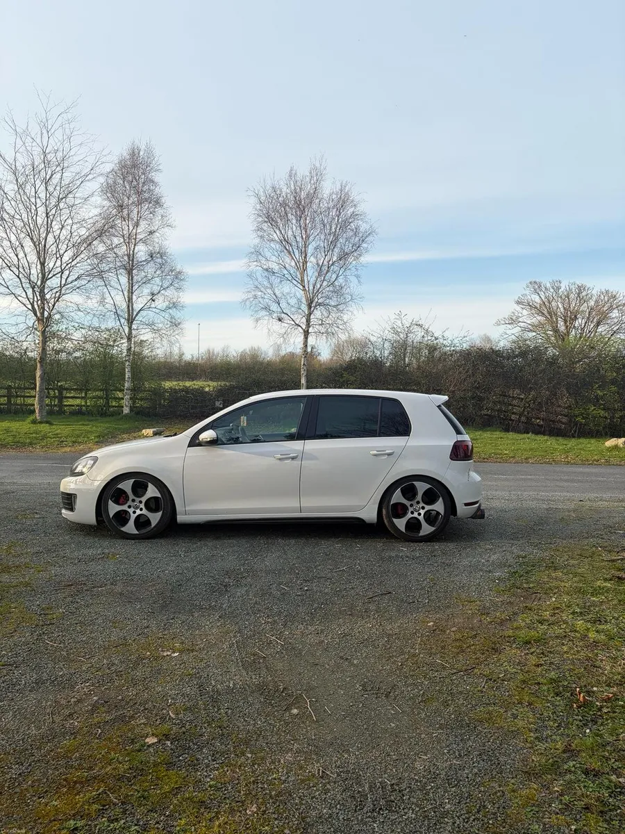 VW Golf GTI - Image 3